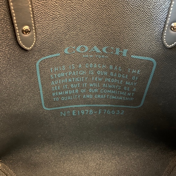 Coach Tote Bag Reversible - Picture 2 of 3